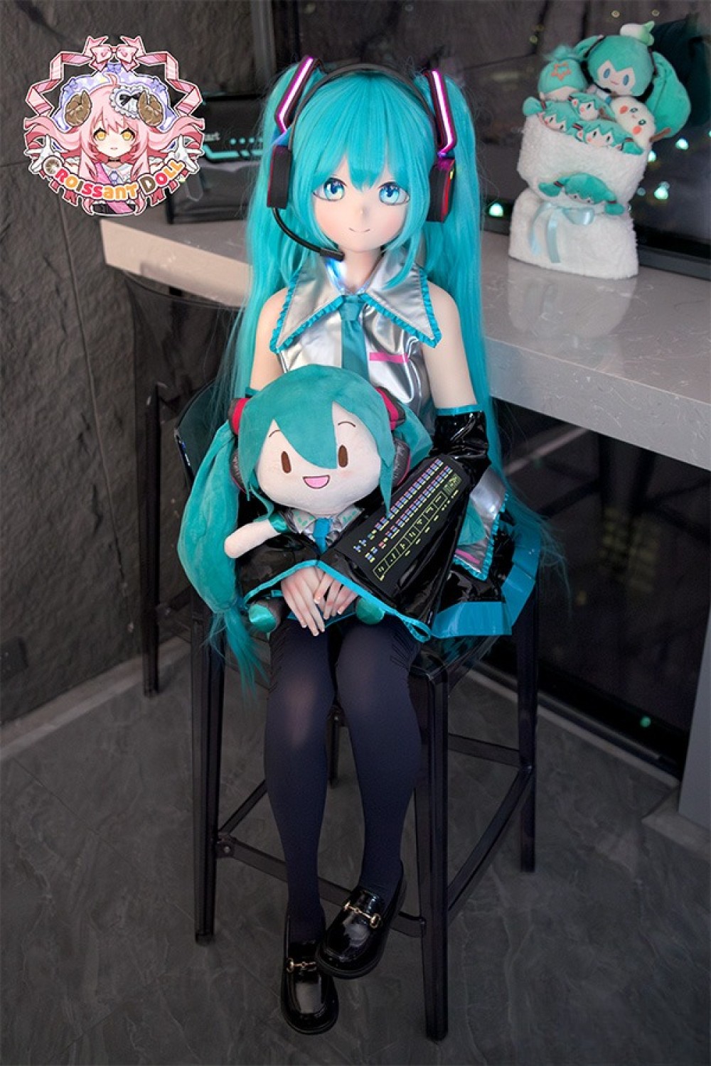羊角社Doll 155cm AAカップ #初音未来ヘッド デカールメイク ソフト ビニール製ヘッド+S-TPE製ボディラブドール