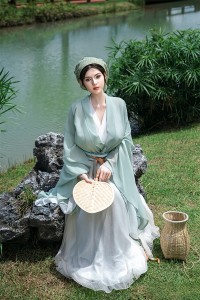 AJLDOLL 155cm Fカップ 佳米（Jiami）ヘッド 超軽量ボディ 超擬真肌テクスチャー 掲載画像は フルシリコン製ラブドール