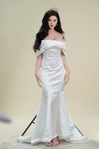 Real Girl 171cm Eカップ DS15頭部 高級シリコン材質ヘッド ボディー材質選択可能 カスタマイズ可能
