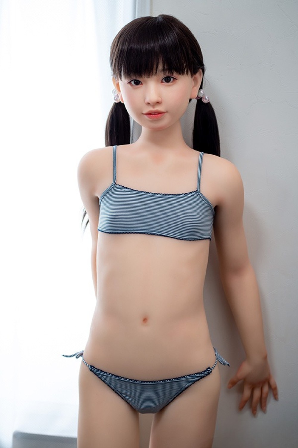 J-cute 149cm バスト平 AGD01ヘッド 掲載画像のボディはリアルメイク付き シリコン製頭部+TPEボディ