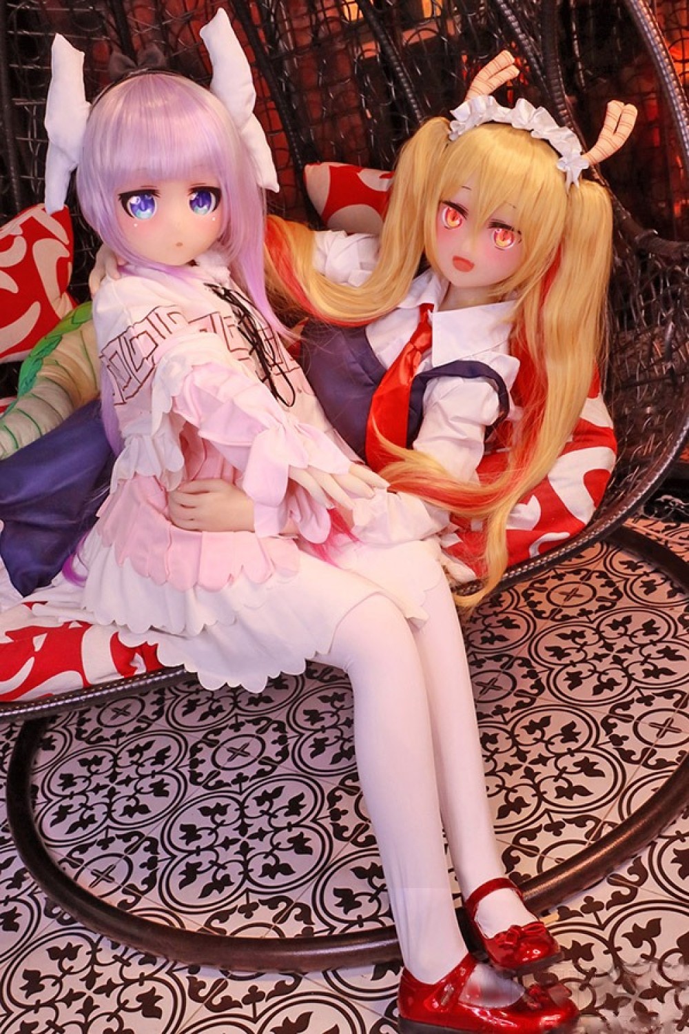 Aotume Doll 135cm AAカップ 豊潤タイプ #52と155cm Fカップ #51 TPE製ラブドール