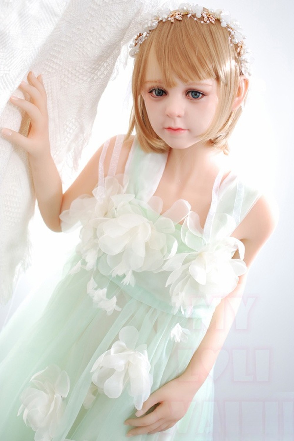 My Loli Waifu 略称MLW 126cm AAカップ Alice頭部 TPE材質ボディー ヘッド材質選択可能 メイク選択可能